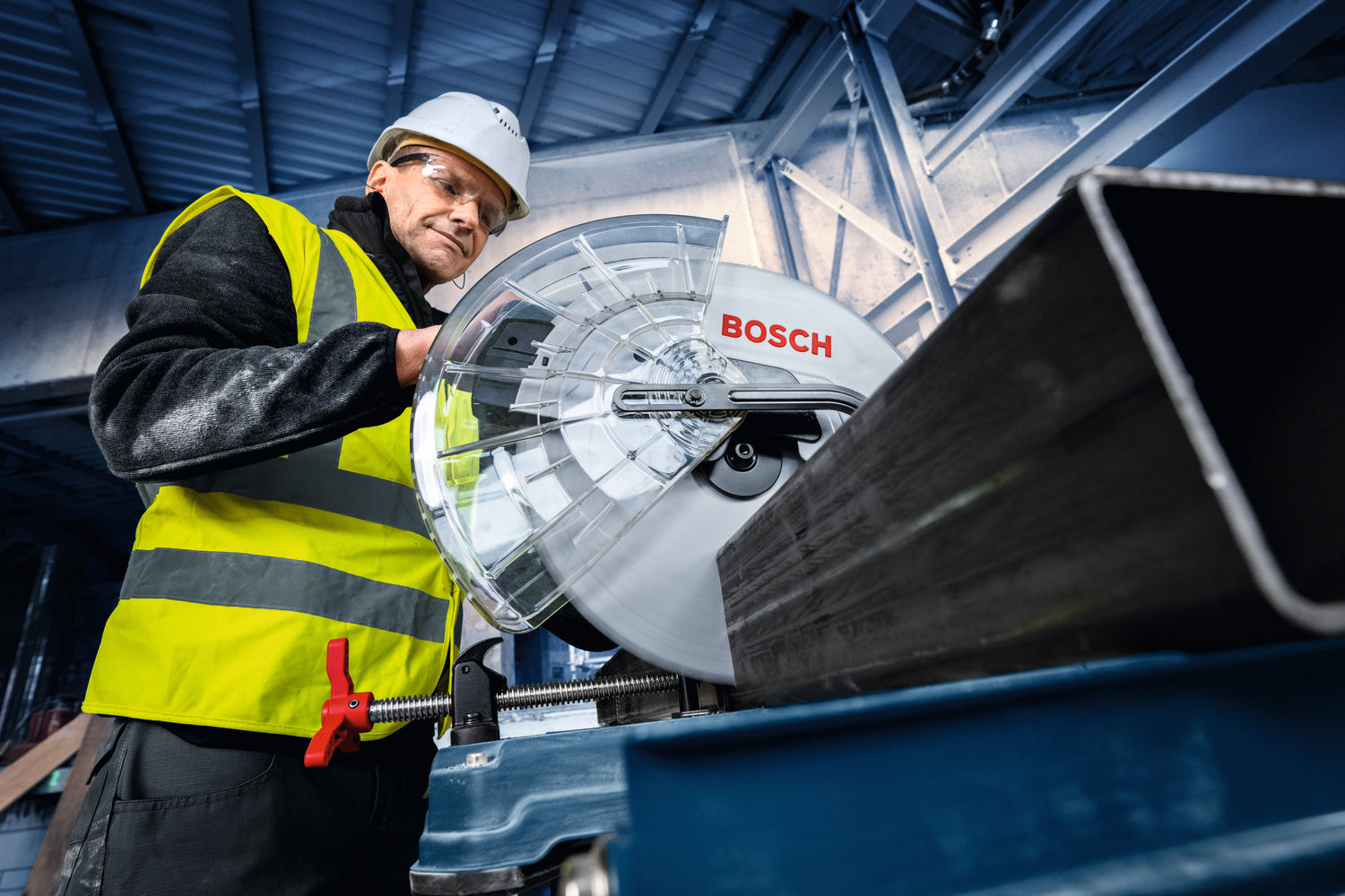 Bosch Akku-Metalltrennsäge GCD 18V-355 (Sägeblatt-Ø: 355 mm, Schnittkapazität: 127 mm vertikal & 194 mm horizontal, Solo)