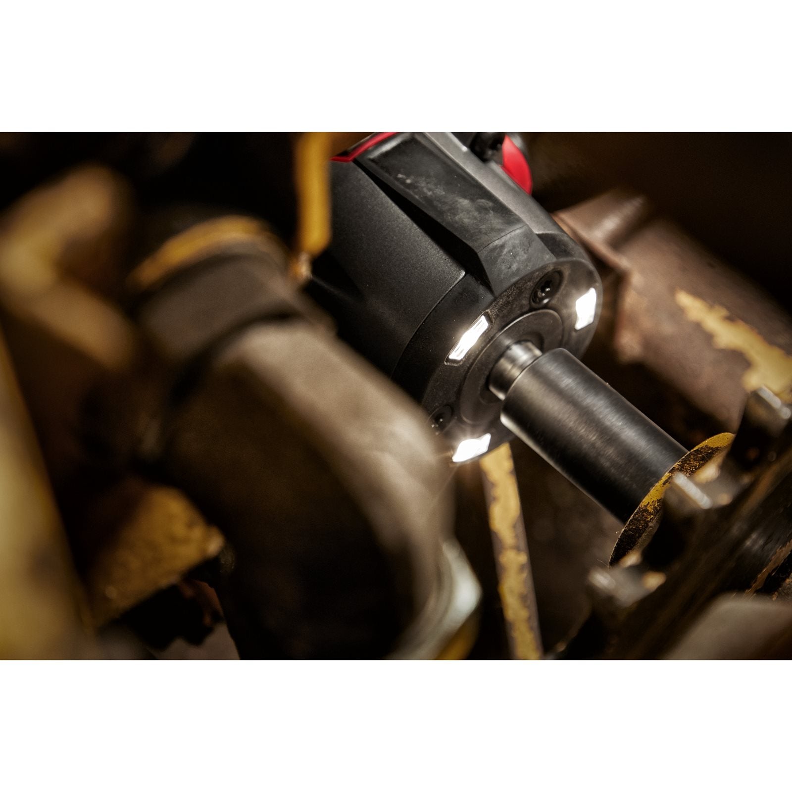 Milwaukee M18 FMTIW2F12-0X Akku-Schlagschrauber (1/2" mit Sprengring, Drehmoment: 745 Nm, ohne Akku in HD-Box)