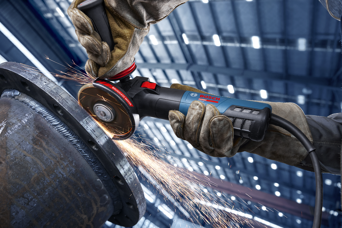 Bosch EXPERT Winkelschleifer EXWS20-125SB (Scheiben-Ø: 125 mm, 2000 W, Drehzahl: 2800-10500 U/min)