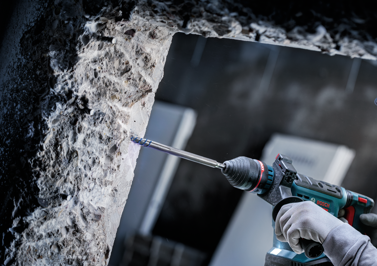 Bosch EXPERT SDS max-8C Spitzmeißel 400 mm (Selbstschärfend, RTec-Element, für Beton)