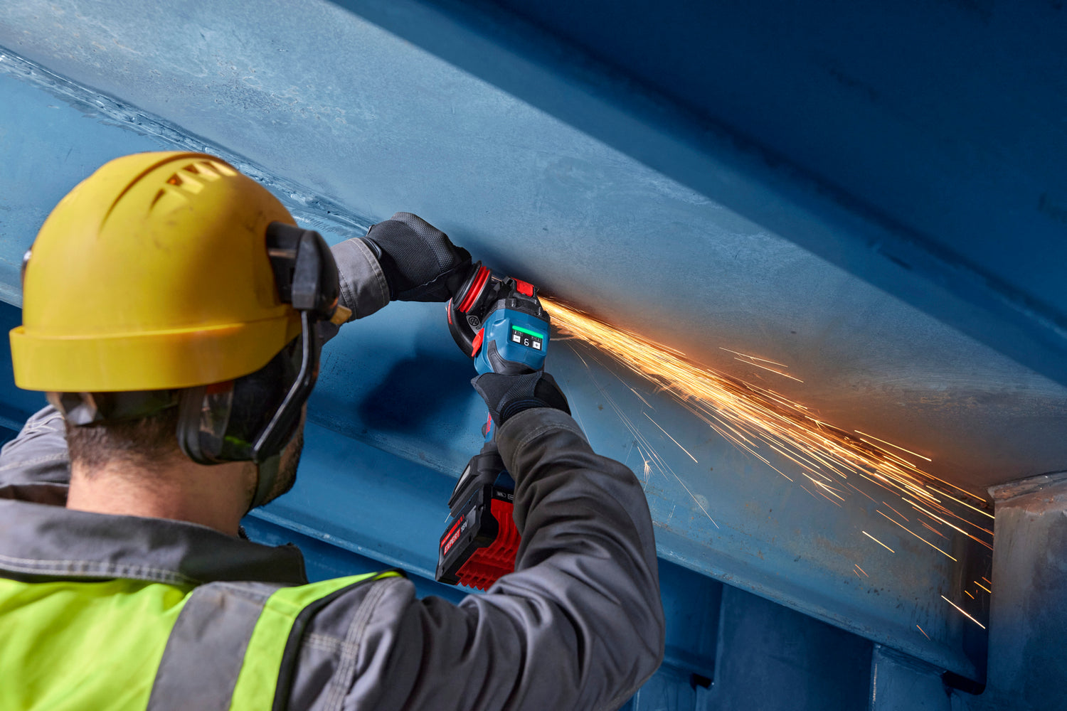 Bosch EXPERT Akku-Winkelschleifer EXWX18V-15S (X-LOCK, Scheiben-Ø: 125 mm, Drehzahl: 11000 U/min, inkl. 2 x 8,0 Ah Akku in L-BOXX 162)