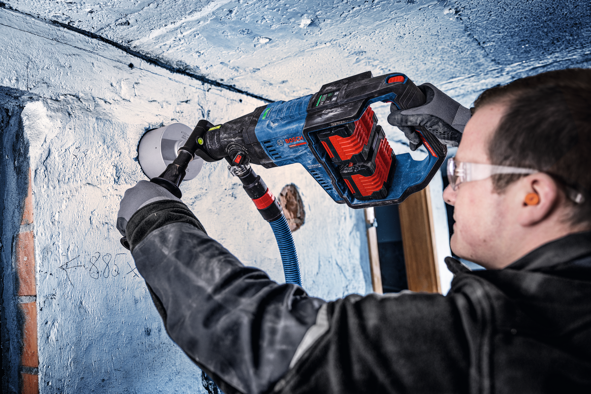 Bosch EXPERT Akku-Diamantbohrmaschine EXDB18V2-180 (Bohr-Ø max.: 182 mm, Trocken- & Nassbohren, Werkzeugaufnahme G 1/2" & 1 1/4" UNC, ohne Akku in XL-BOXX 232)