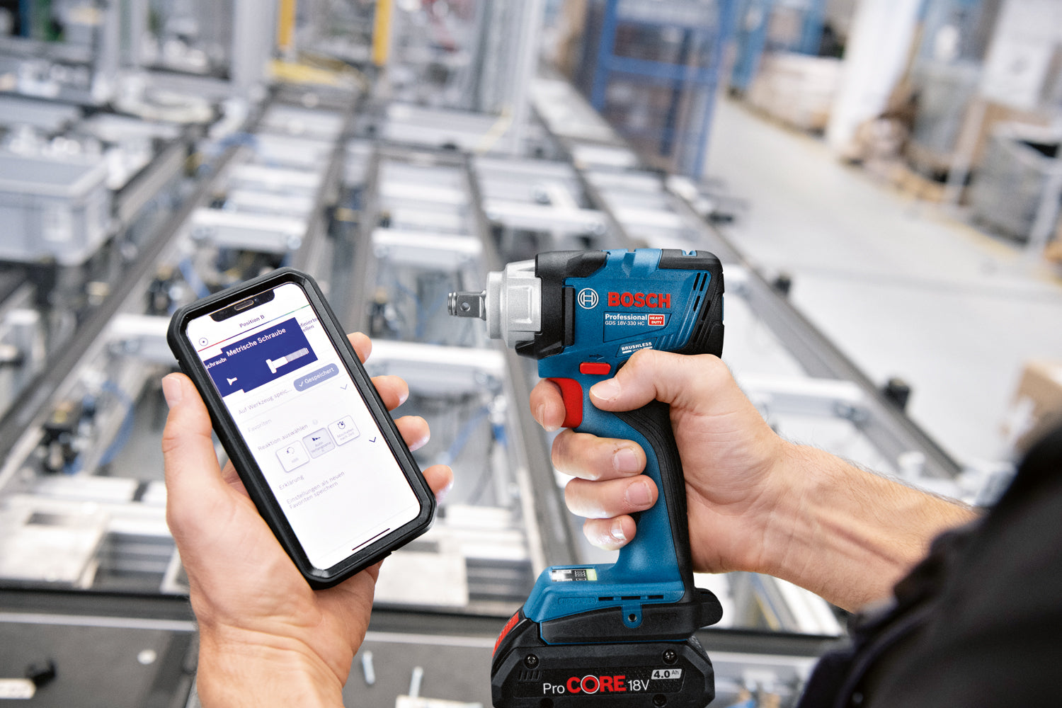 Bosch Akku-Schlagschrauber GDS 18V-330 HC (Drehmoment: 330 Nm, Losbrechmoment: 560 Nm, 1/2"-Vierkant, ohne Akkus in L-BOXX 136)