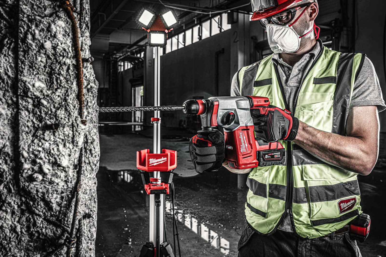 Milwaukee Akku-Kombihammer M18 BLHX-0X (SDS plus, Schlagenergie: 2,3 J, Optimiertes Hammerbohren: 6 - 18 mm, ohne Akku in HD Box)