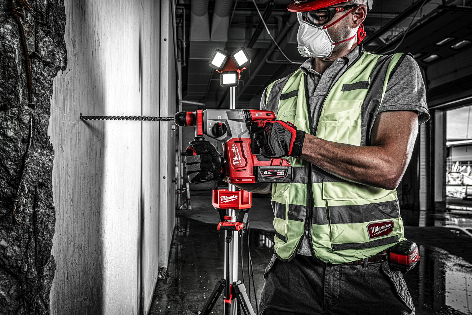 Milwaukee Akku-Kombihammer M18 BLHX-0X (SDS plus, Schlagenergie: 2,3 J, Optimiertes Hammerbohren: 6 - 18 mm, ohne Akku in HD Box)