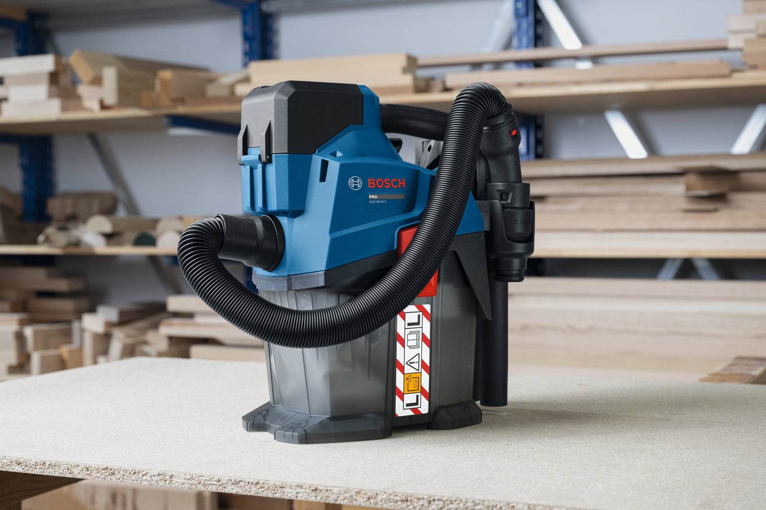 Bosch Akku-Staubsauger GAS18V-6LS (Max. Unterdruck: 129 mbar, Staubklasse: L, Behältervolumen: 6 l, inkl. Zubehör, ohne Akku)