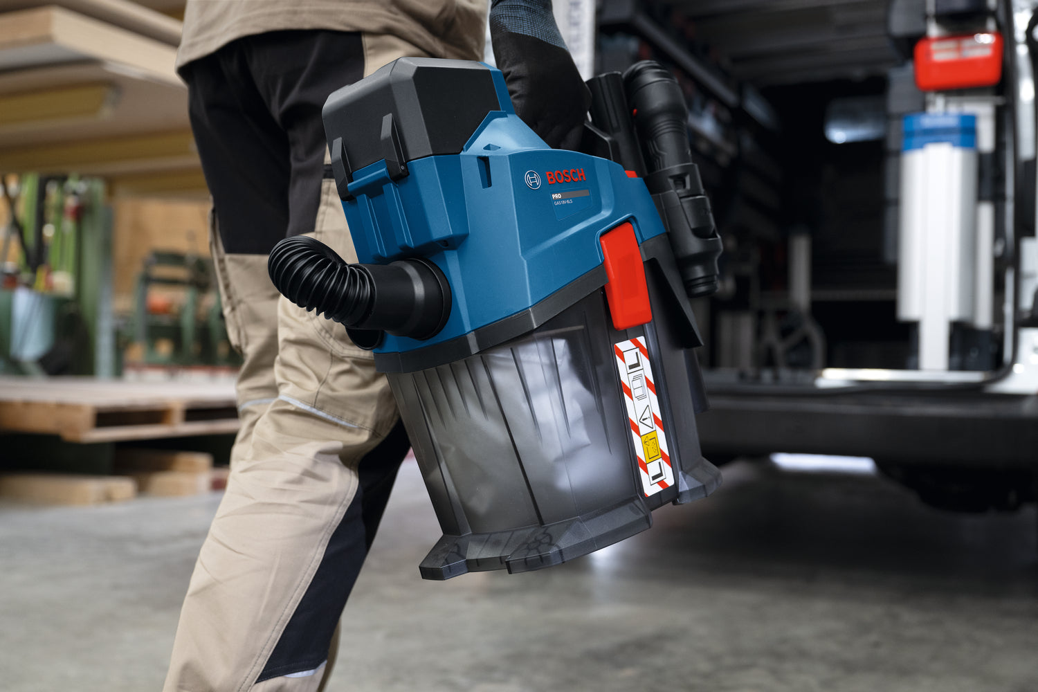 Bosch Akku-Staubsauger GAS18V-6LS (Max. Unterdruck: 129 mbar, Staubklasse: L, Behältervolumen: 6 l, inkl. Zubehör, ohne Akku)