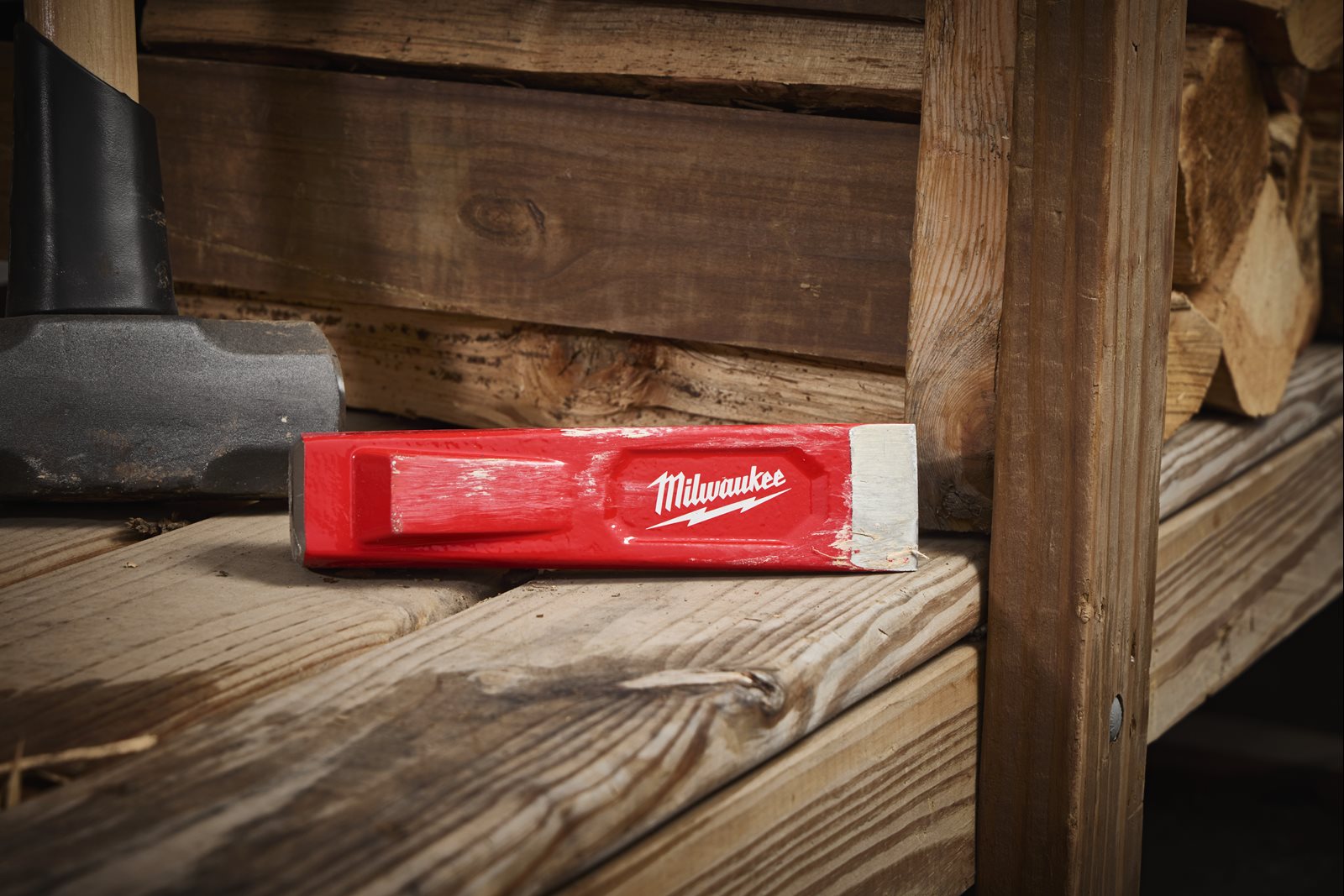 Milwaukee Spaltkeil 2,3 kg (Länge: 200 mm, Große Schlagfläche, korrosionsbeständige Beschichtung, Seitliche Stege erhöhen die Spalteffizienz)