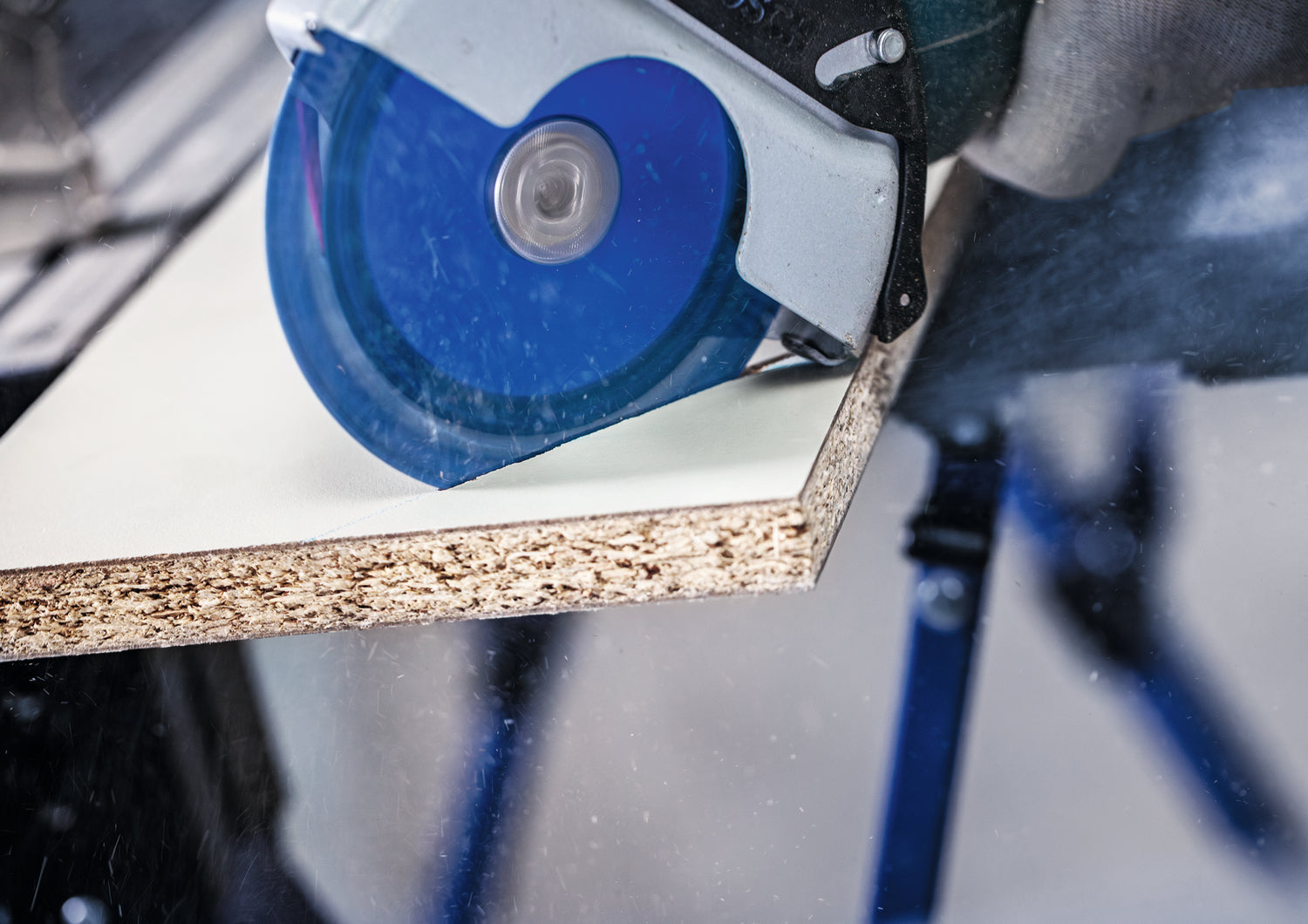 Bosch EXPERT Multi Material Carbide-Trennscheibe Ø 125 mm (X-LOCK, Carbide Multi Wheel, Zum Schneiden verschiedenster Materialien)