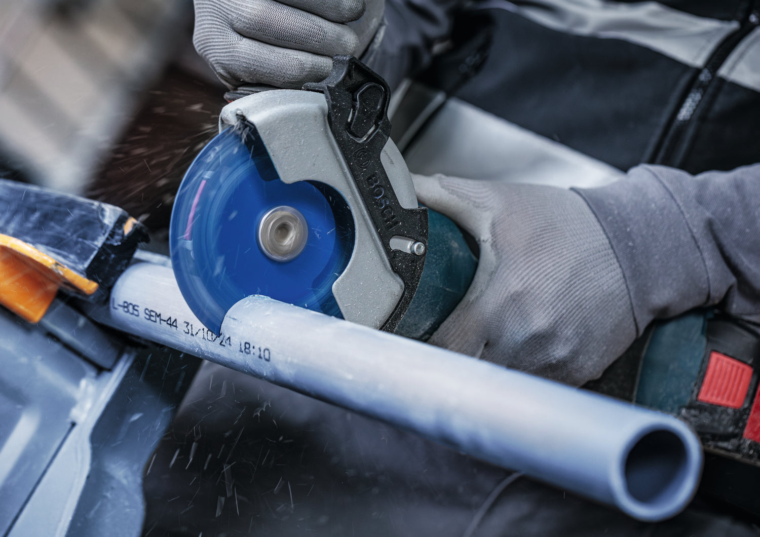 Bosch EXPERT Multi Material Carbide-Trennscheibe Ø 125 mm (X-LOCK, Carbide Multi Wheel, Zum Schneiden verschiedenster Materialien)