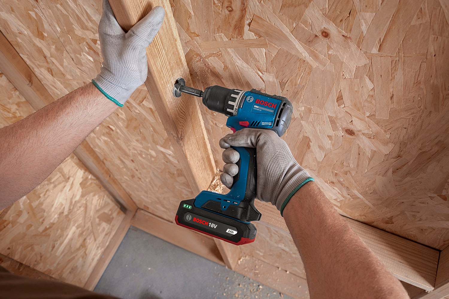 Bosch PRO Akku-Bohrschrauber GSR18V-52 (Max. Drehmoment: 70 Nm, Bohrfutter: 13 mm, Drehzahl: 500/1900 U/min, mit 2 x EXBA18V-40 Akku in L-BOXX 136)