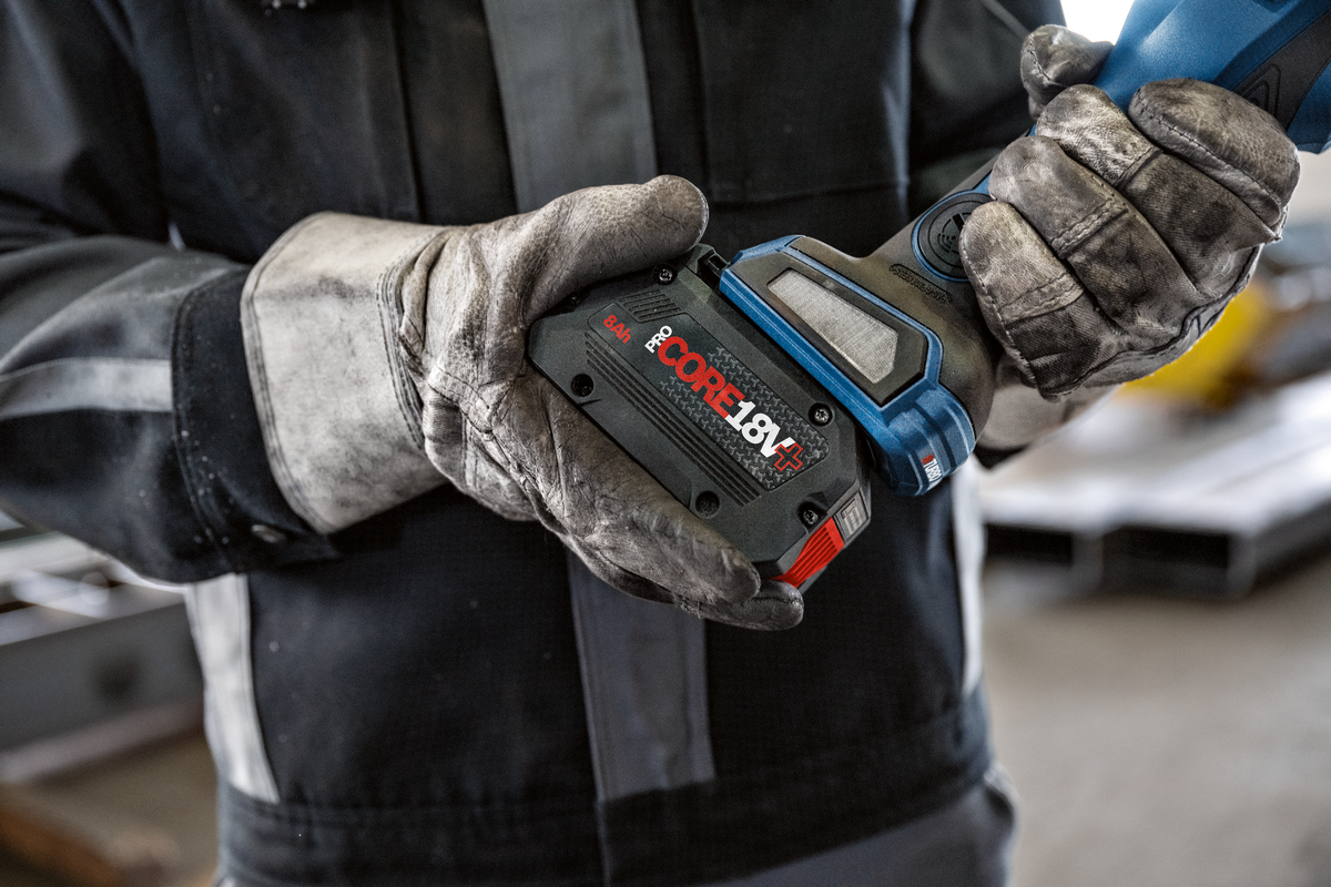 Bosch PRO Akku ProCORE18V+ 8.0 Ah (18,0 V / 8,0 Ah, bis 2000 W max. Leistung, Tabless-Zellen, AMPShare Akkupack)