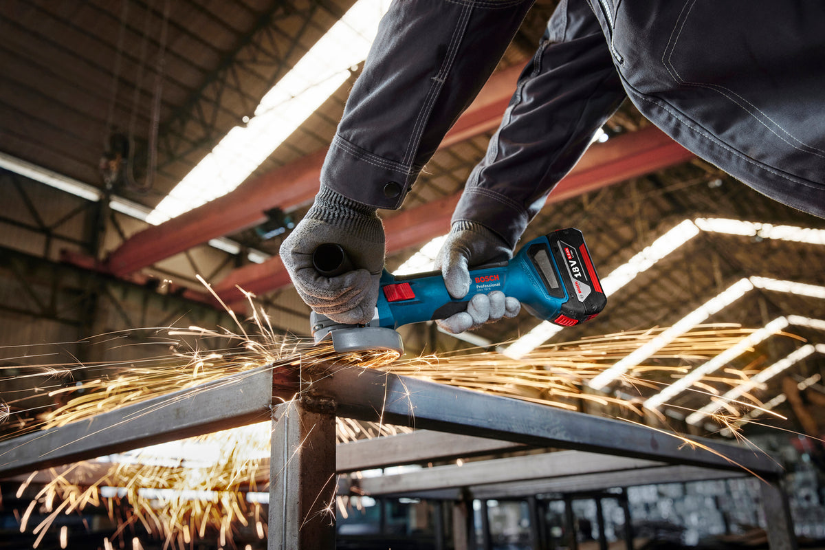Bosch PRO GWS 18V-8 Akku-Winkelschleifer (Solo im Karton)