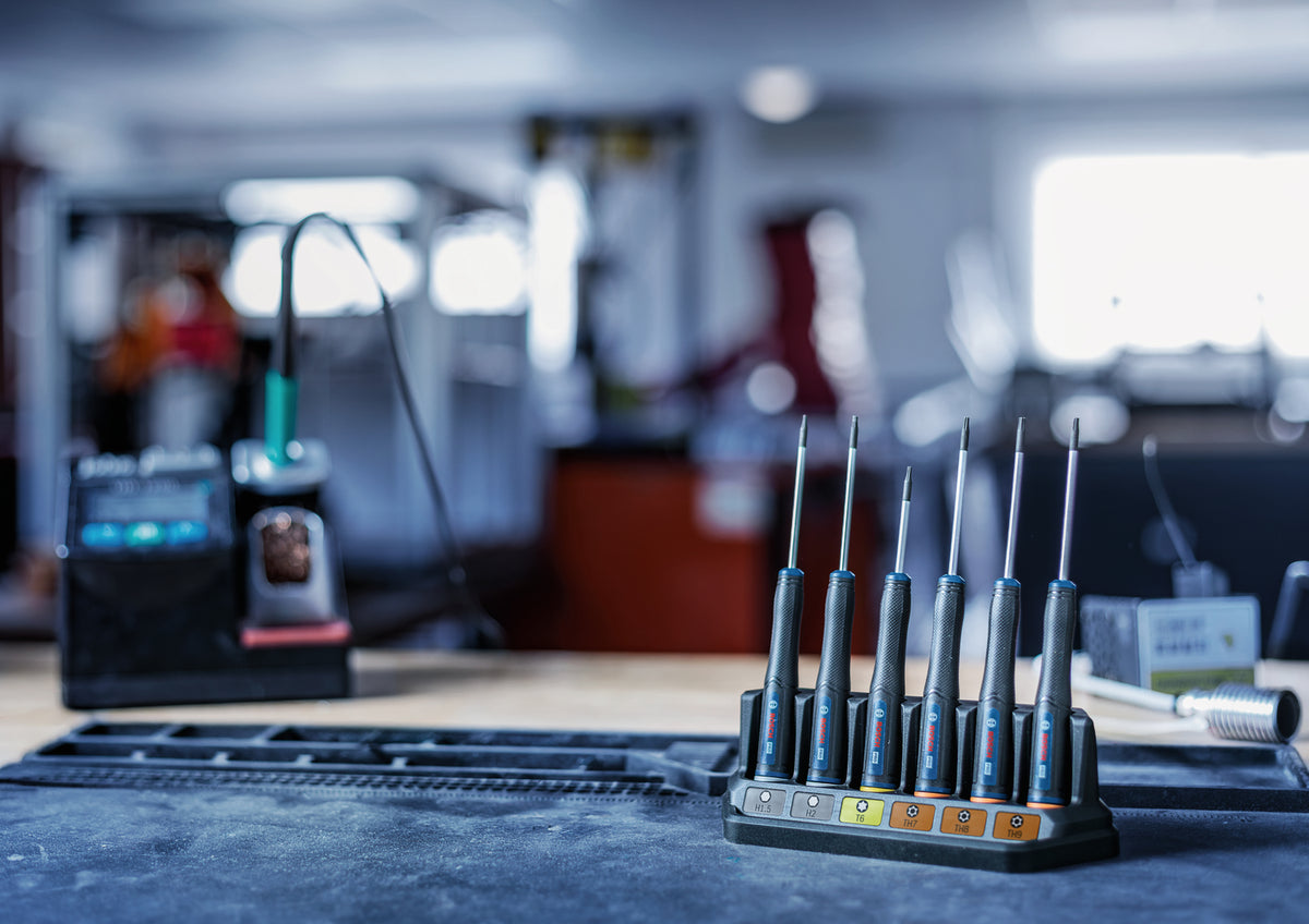 Bosch PRO Präzisionsschraubendreher TX/TH/H Set, 6-tlg. (S2-Stahlwelle, 2-Komponenten-Griff, Farbcodiert, inkl. Ständer)