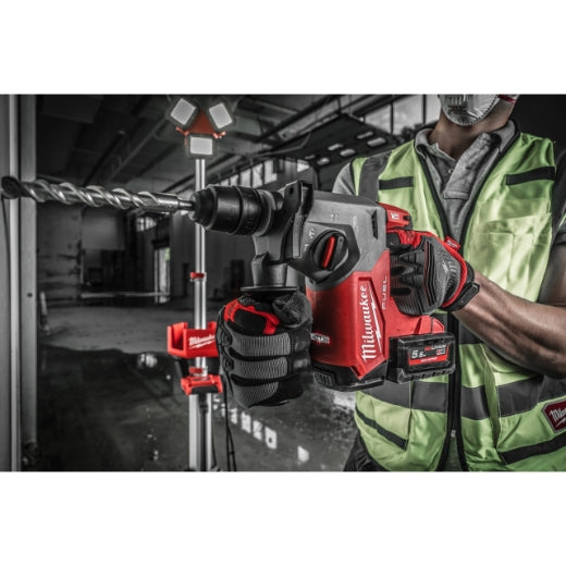 Milwaukee M18 FHX-552X FUEL Akku-Kombihammer 2.5 Joule mit 2x 5.5 Ah Akkus und Lader in HD-Box (4933478889)