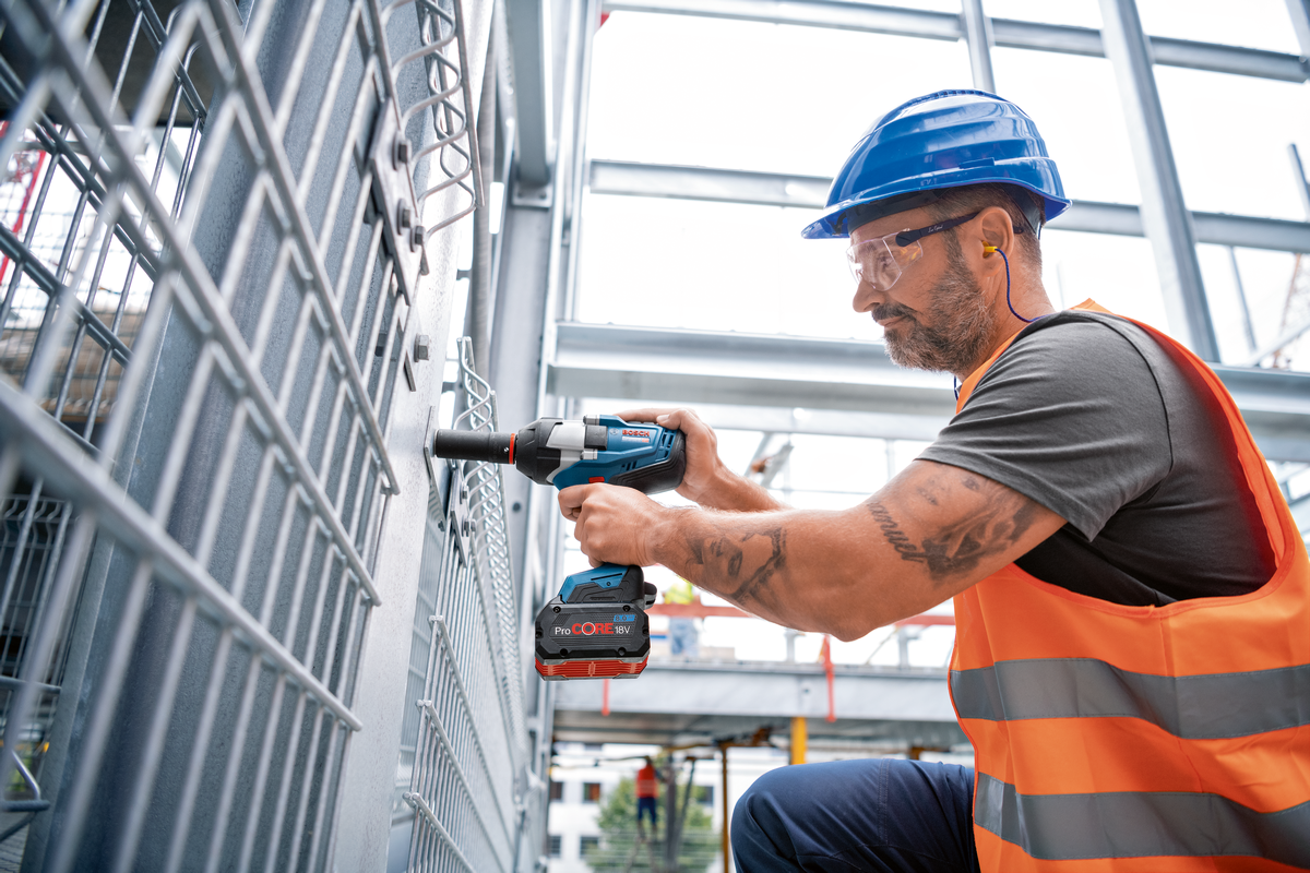 Bosch Akku-Schlagschrauber GDS 18V-1050 HC (3/4" Vierkant, Drehmoment: 1050 Nm, inkl. GCY 42, Solo in L-BOXX 136)