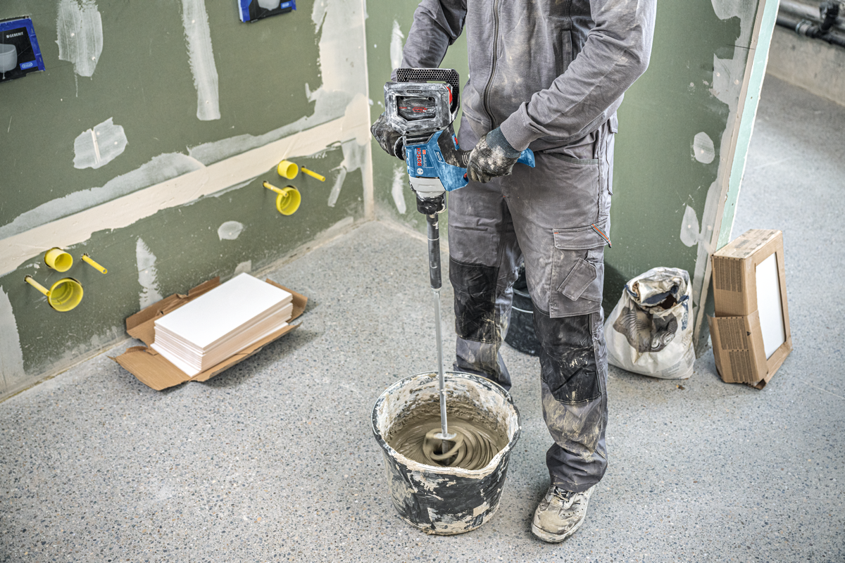 Bosch Professional GRW 18V-120 Akku-Rührwerk zum mischen von Mörtel (06011C2000)