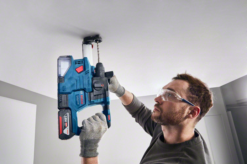 Bosch Professional GBH 18V-22 Akku-Bohrhammer 1.9 Joule SDS-plus + Absaugung GDE 18V-12 ohne Akku und Lader in L-Boxx 238