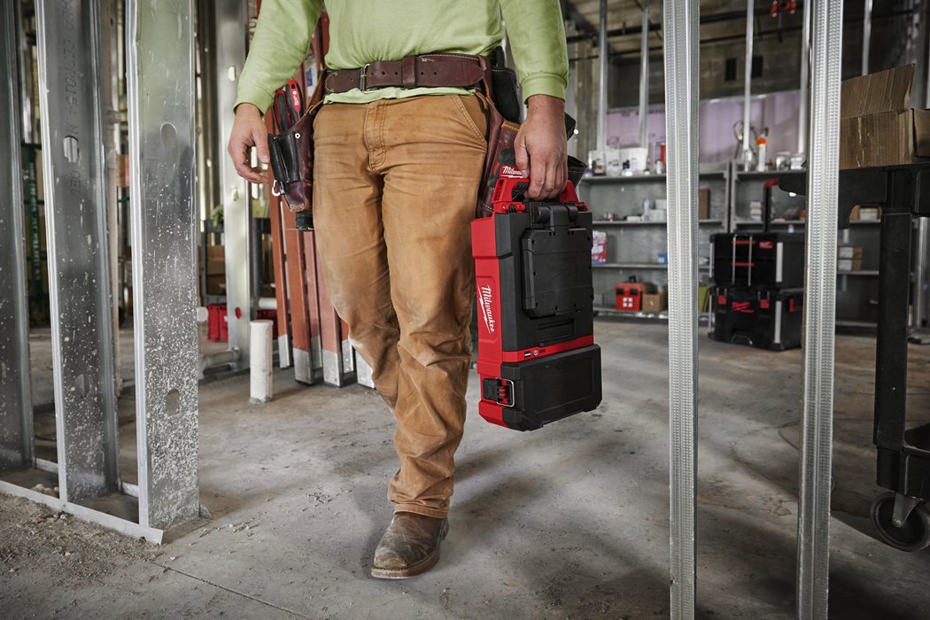 Milwaukee M12 POAL-0 Packout-Akku-Leuchte 1400 Lumen ohne Akku/Lader mit Tragegriff (4933480473)