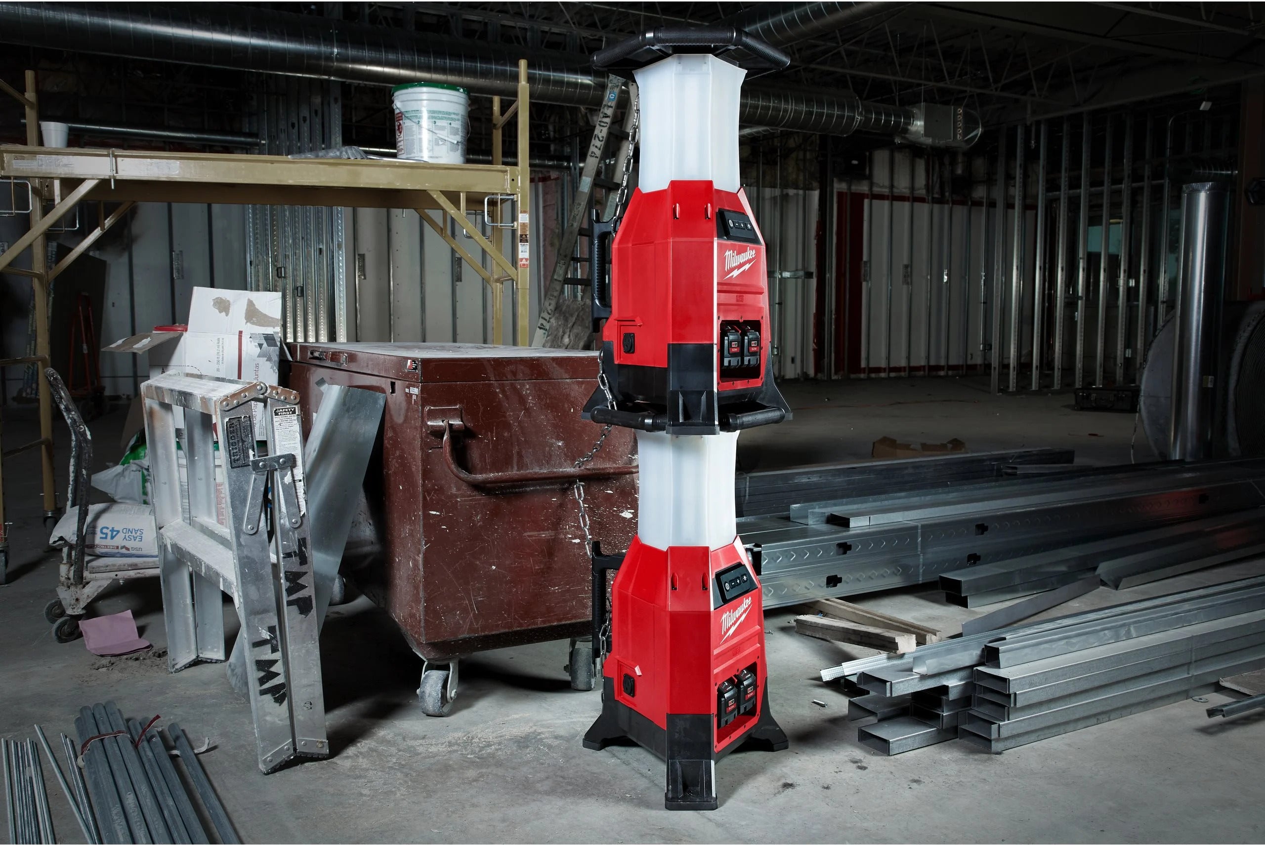 Milwaukee M18 ONESLDP-0 Akku-Standleuchte 9000 Lumen stapelbar (4933459160)