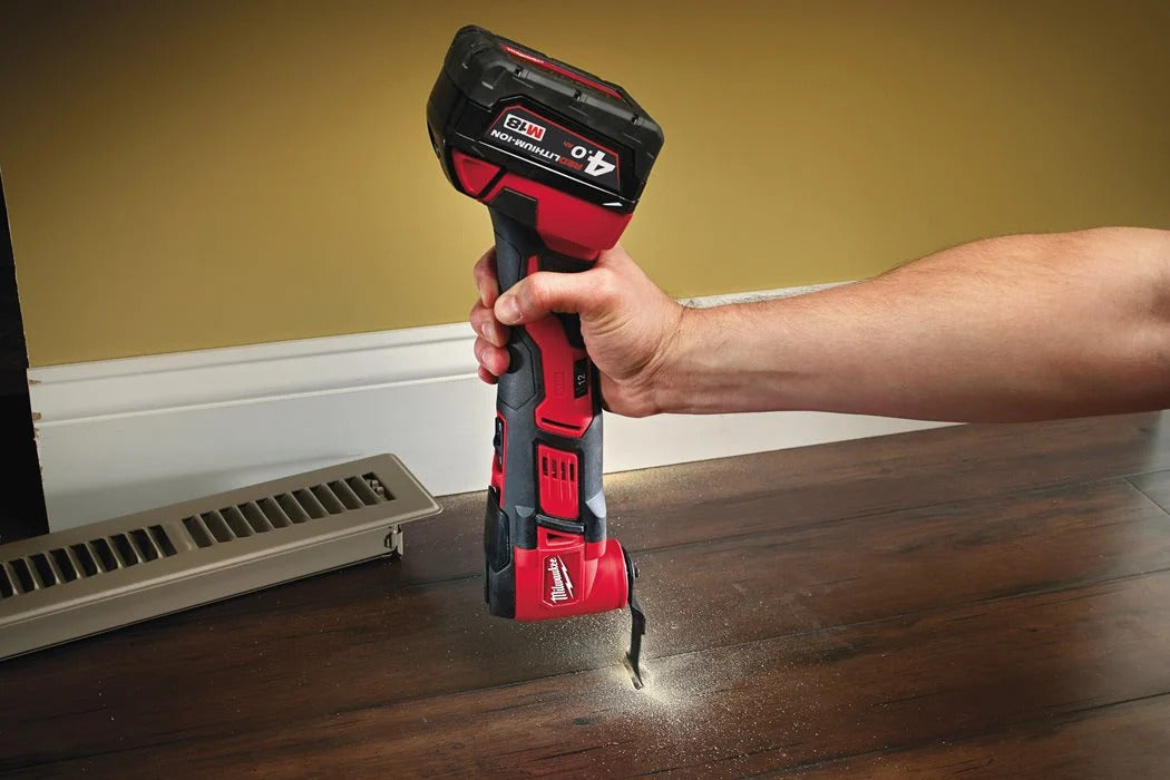 Milwaukee M18 BMT-0 Akku-Multitool mit FIXTEC ohne Akku/Lader im Karton