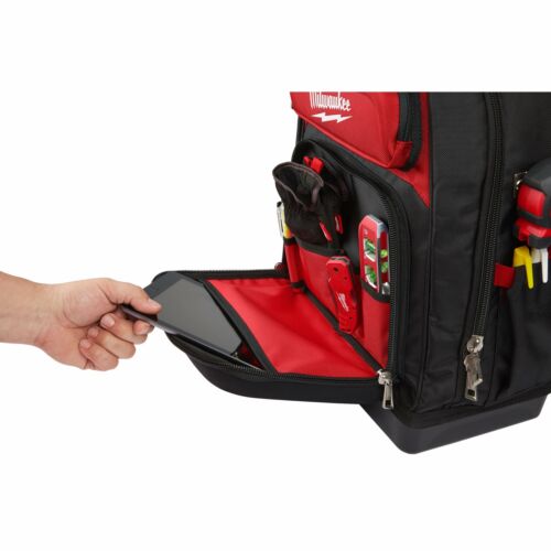 Milwaukee Ultimate Jobsite Rucksack 48 Taschen einschließlich 2 Hardcasetaschen