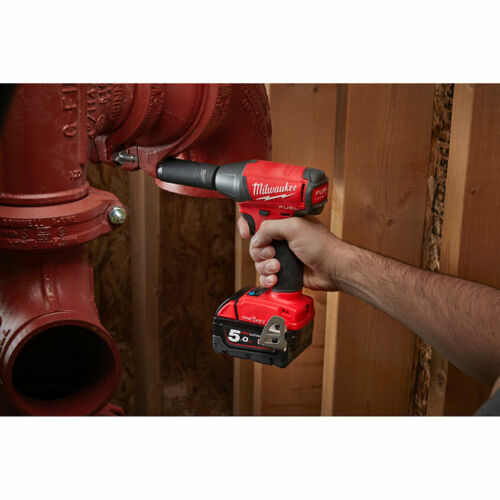 Milwaukee M18 ONEIWF12-0X FUEL Akku-Schlagschrauber 300 Nm 1/2" mit Sprengring ohne Akku/Lader in HD-Box