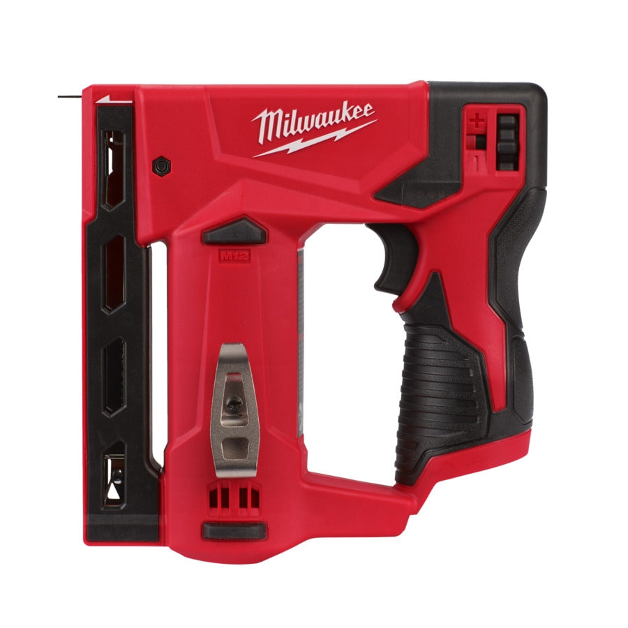 Milwaukee M12 BST-0 Akku-Tacker ohne Akku/Lader im Karton is zu 2000 Klammern pro 2,0-Ah-Akkuladung