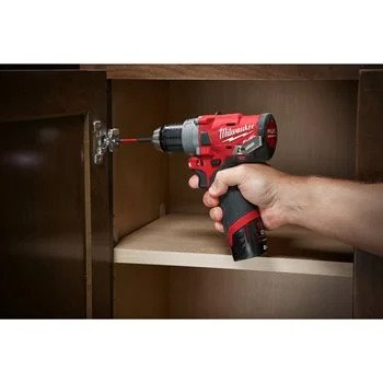 Milwaukee M12 FDD-602X FUEL Akku-Kompakt-Bohrschrauber 44 Nm mit 2x M12B6 Akku und Lader in HD-Box