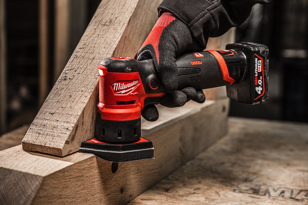 Milwaukee M12 FDSS-0B FUEL Akku-Dreieckschleifer ohne Akku/Lader in Tasche