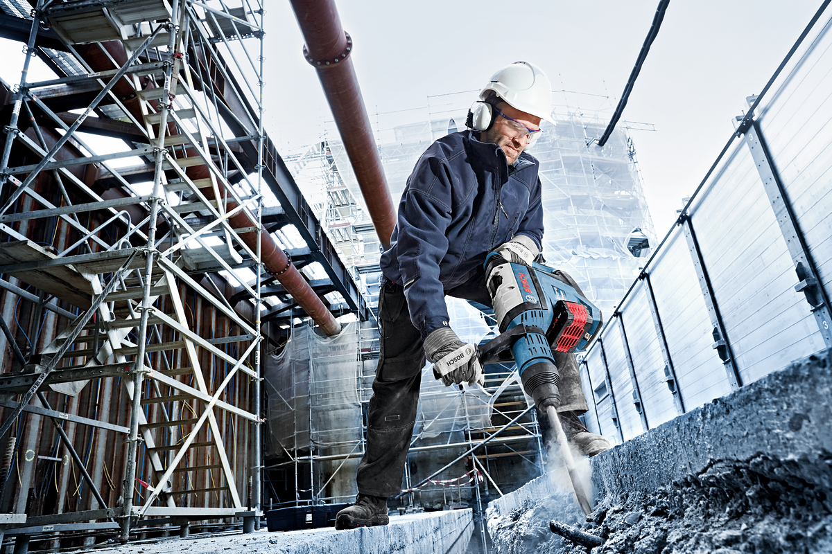 Bosch Professional GBH 18V-45 C Akku-Bohrhammer BITURBO 12.5 Joule mit SDS Max ohne Akku/Lader im Handwerkerkoffer