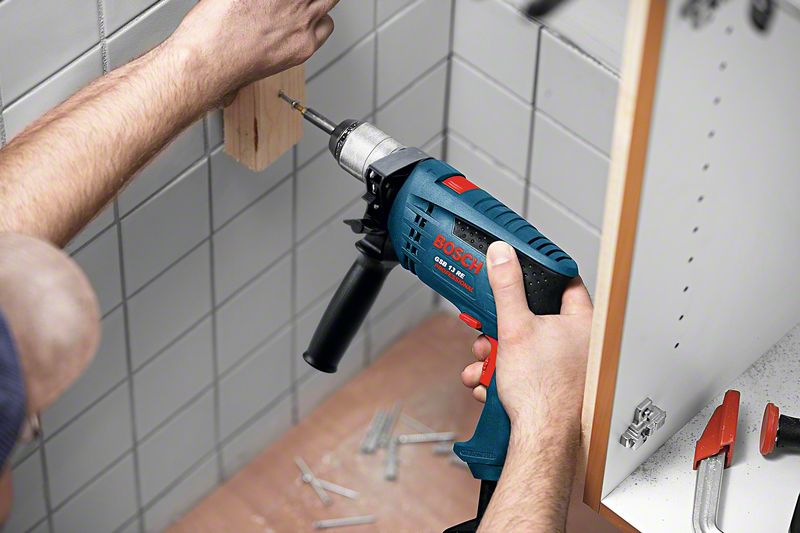 Bosch Professional GSB 13 RE Schlagbohrmaschine 1.8 Nm 600 W im Karton (0601217100)
